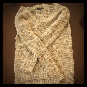 Light pullover sweater